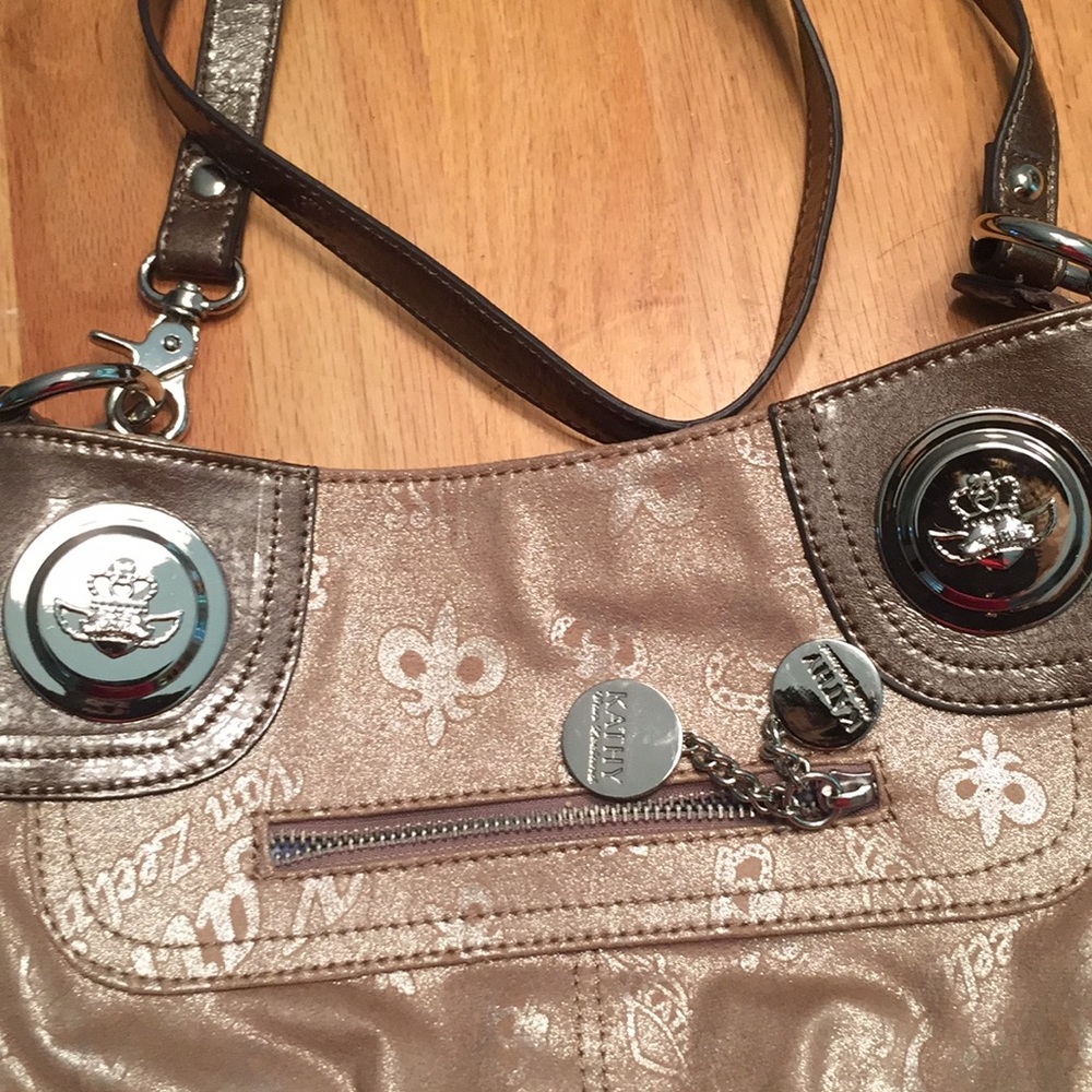 Bag - Picture 2 of 6